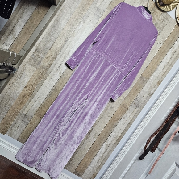 Fabletics Lavender Velvet Jumpsuit Size XL - Picture 8 of 15